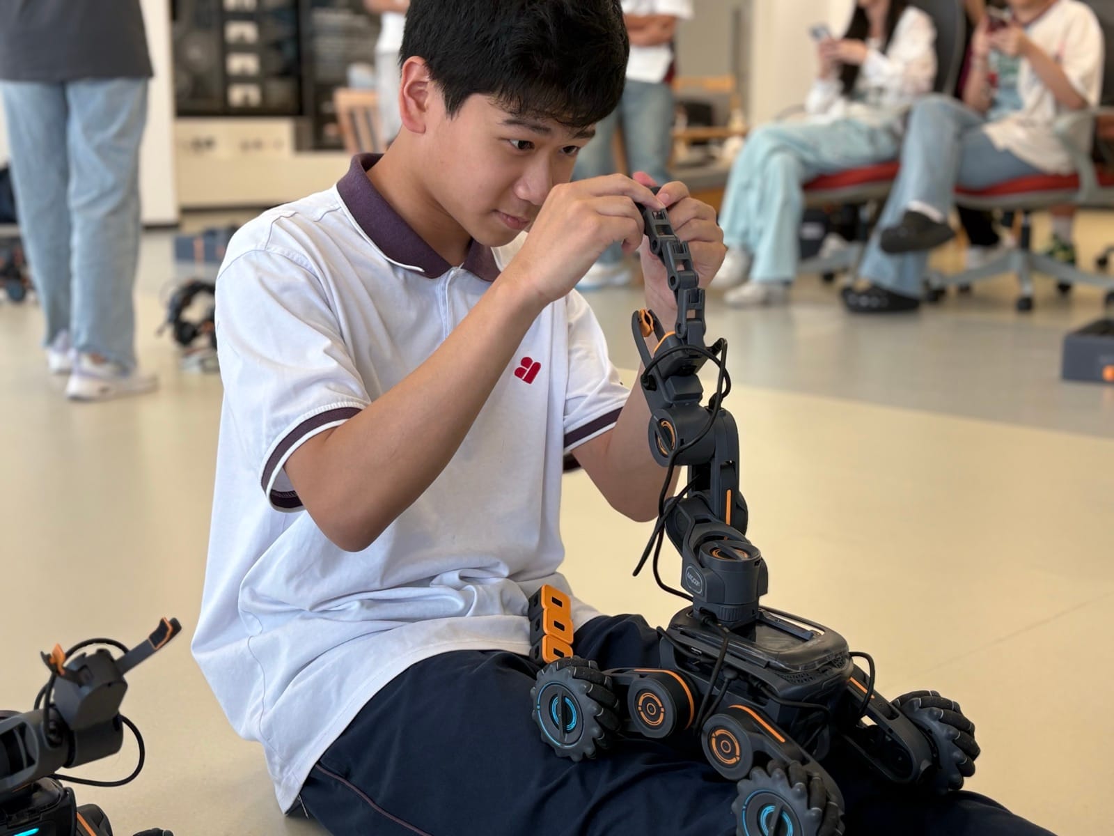 人工智能与商业应用 · 课堂学习与同伴交流