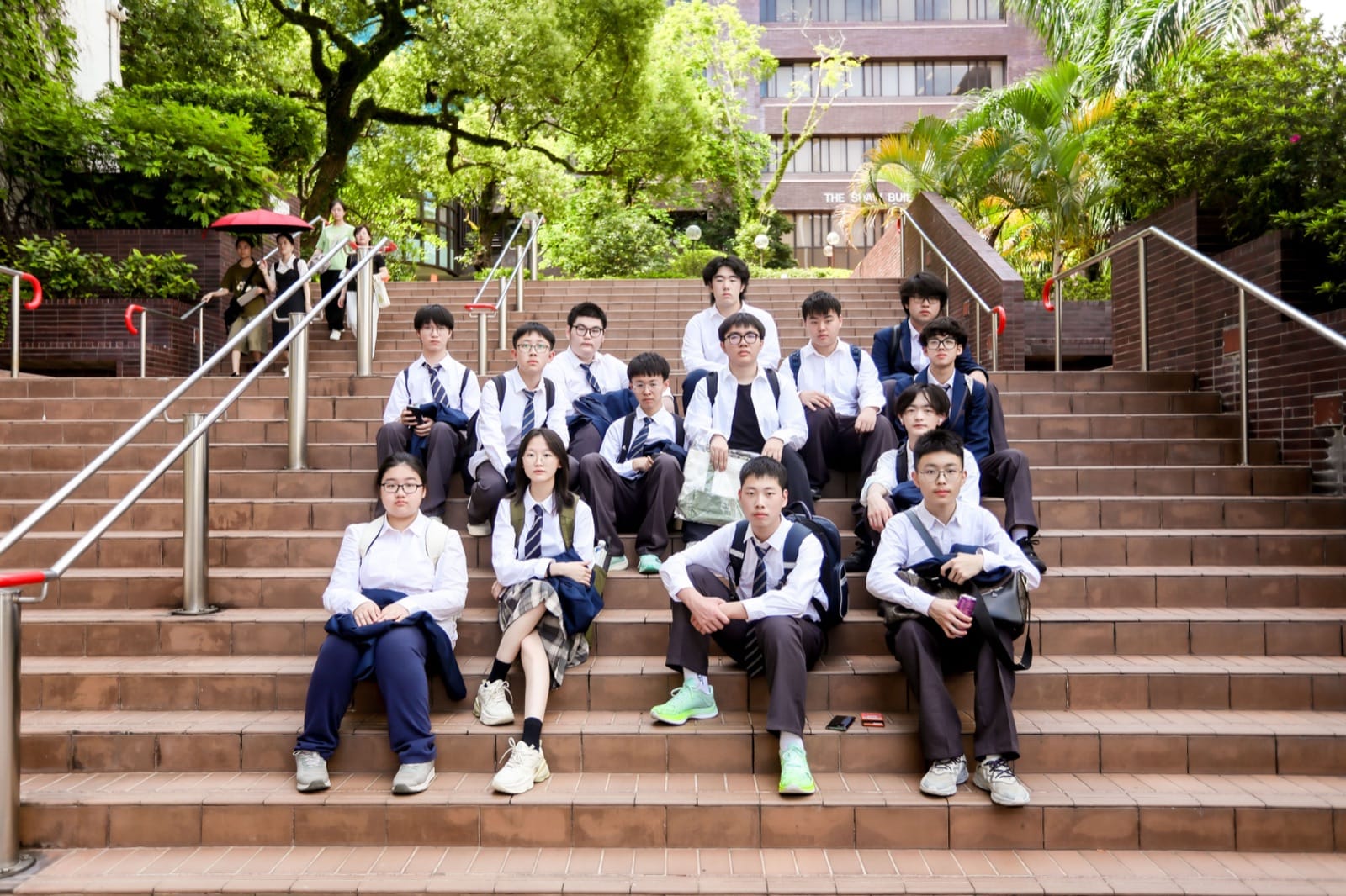 创新管理与科技创业 · 大学课堂与项目任务