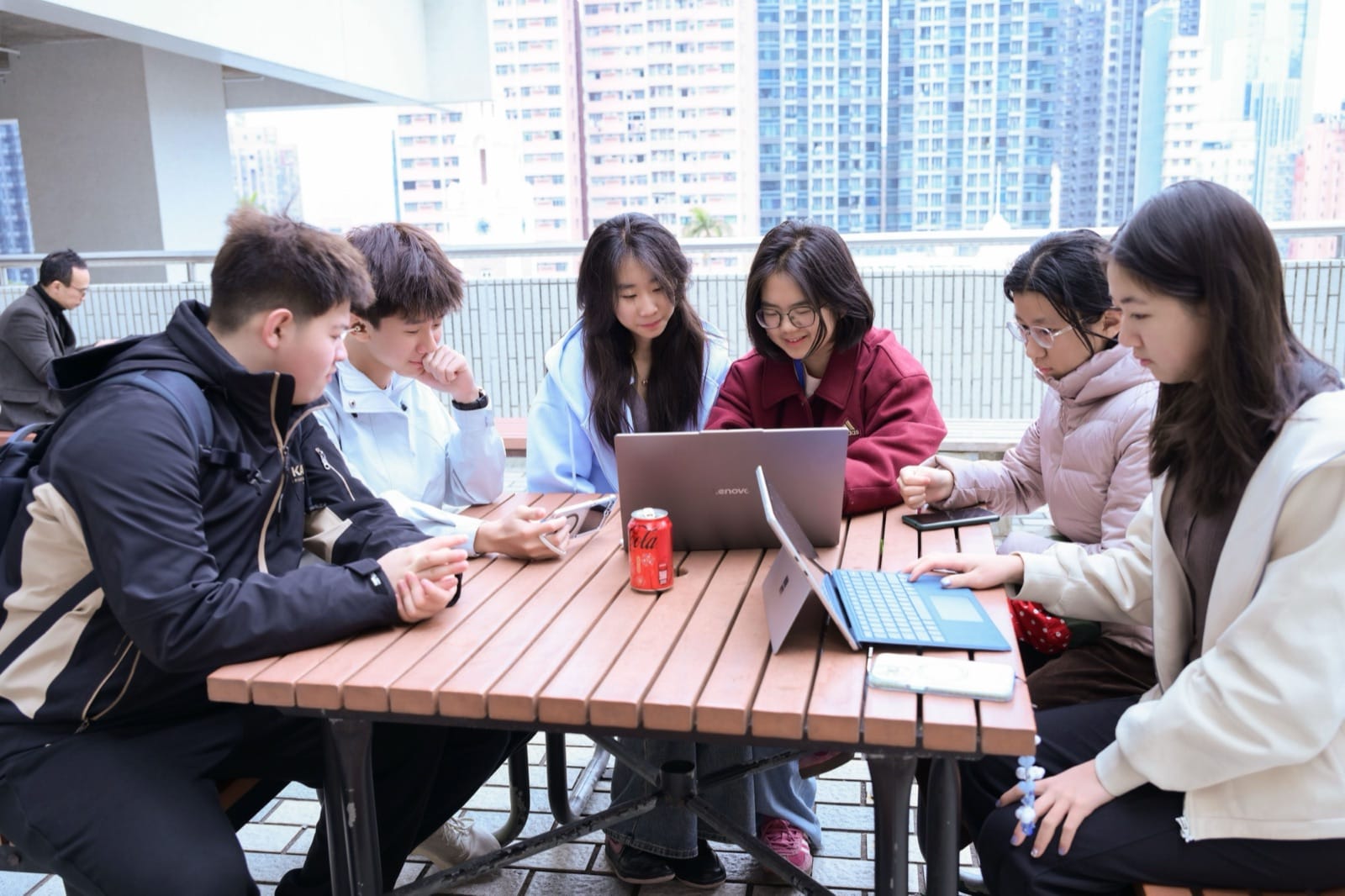 商业管理与金融经济 · 小组商业分析与研讨