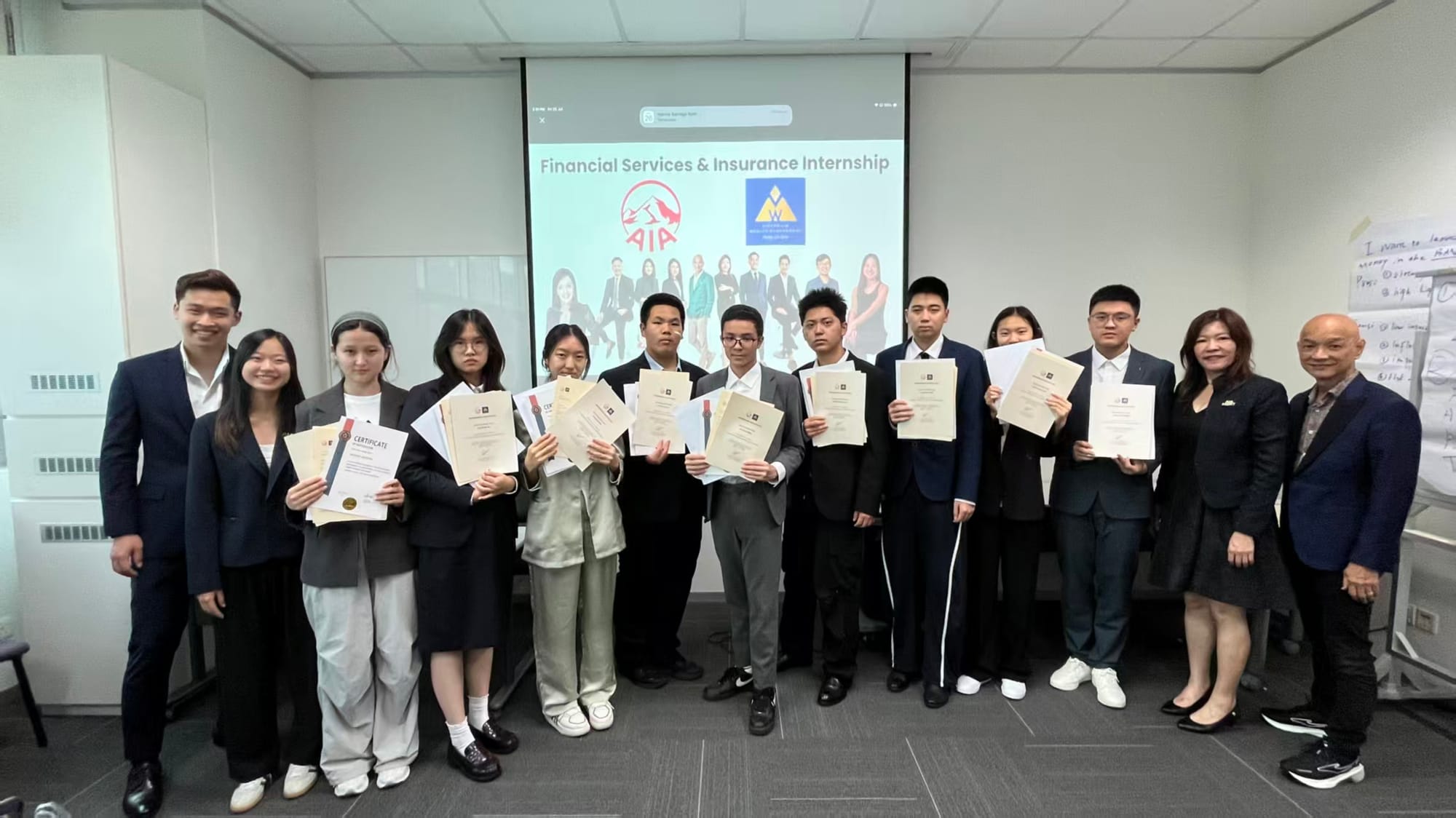 新加坡TOP500强金融名企实训项目 · 真实项目现场 05