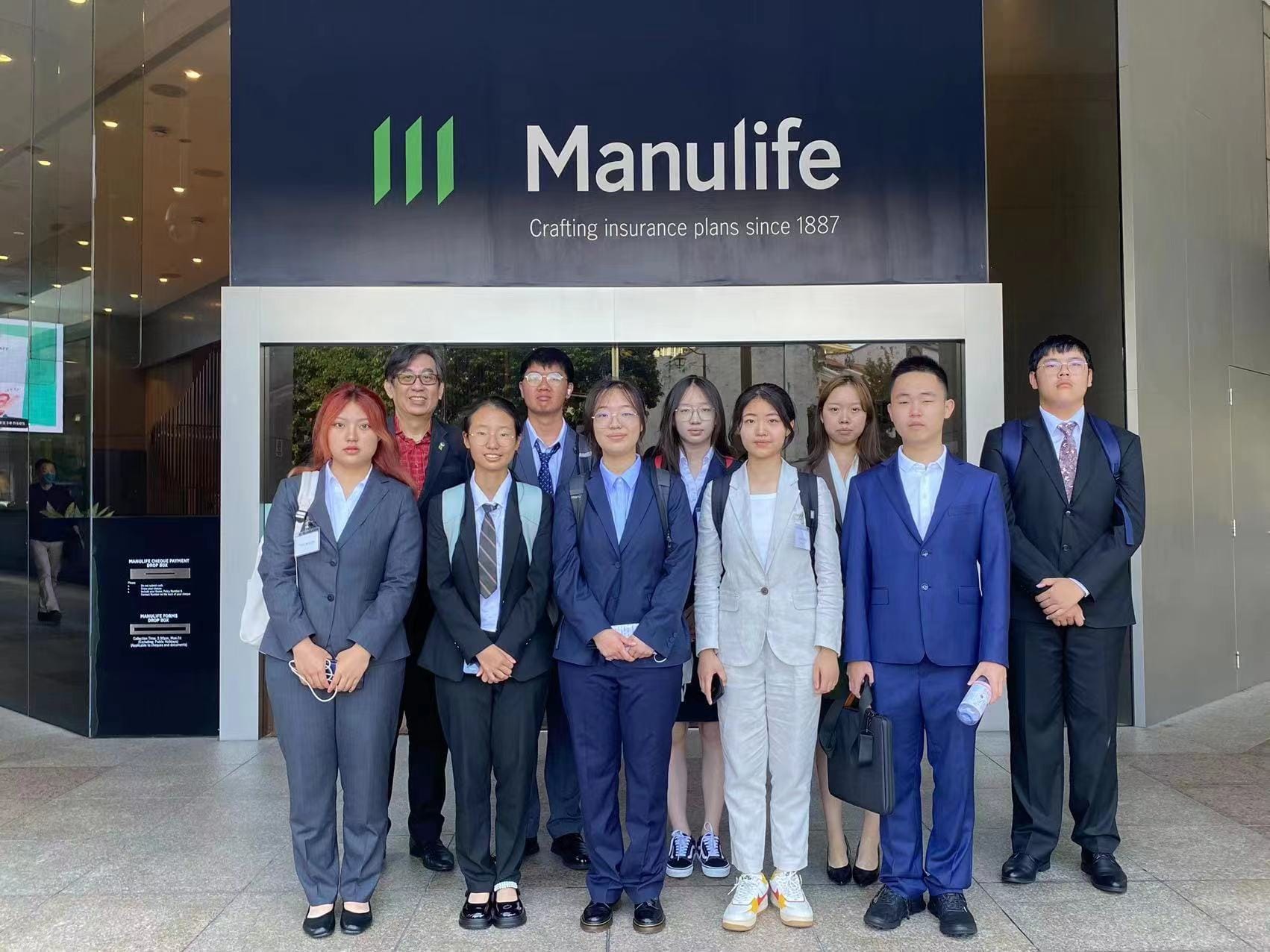 新加坡TOP500强金融名企实训项目 · 真实项目现场 19