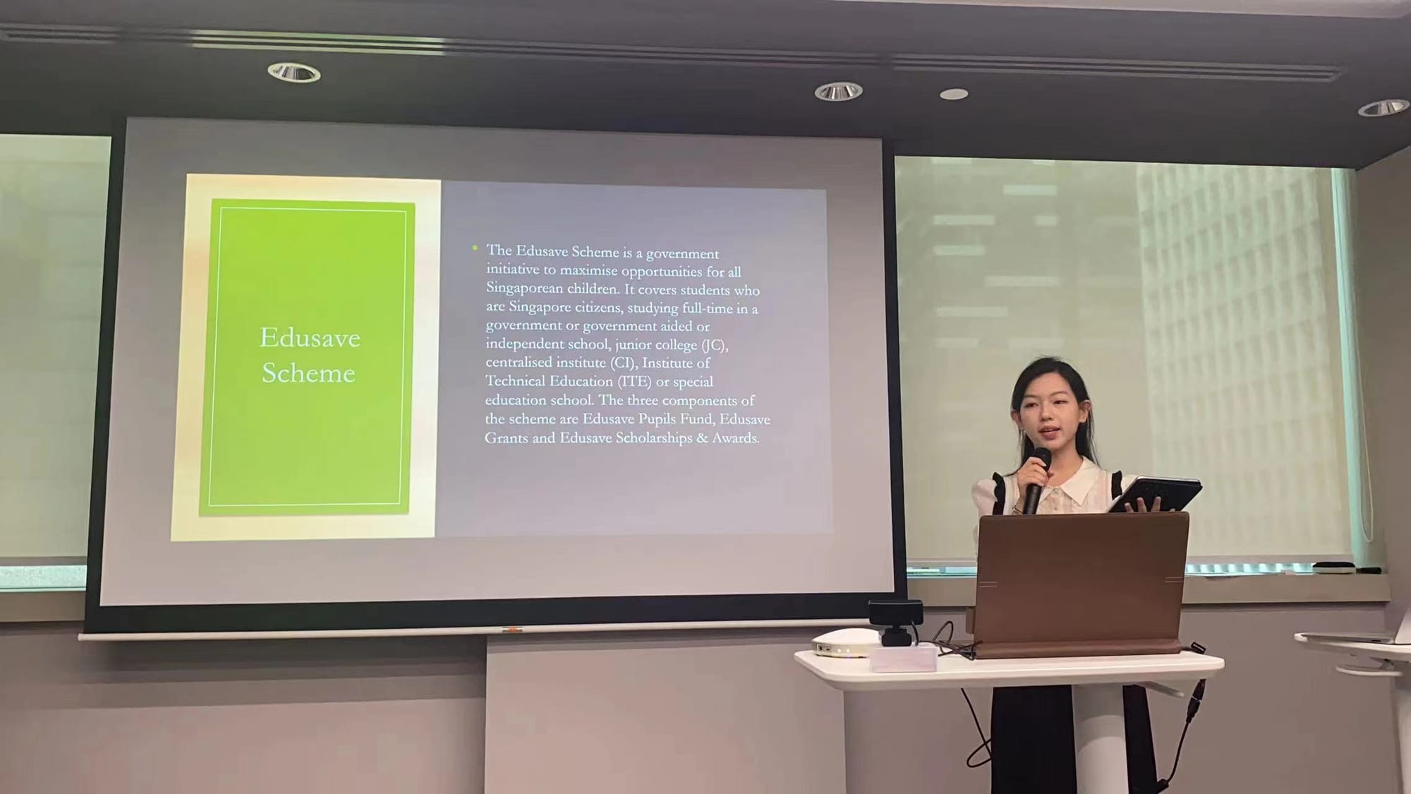 新加坡TOP500强金融名企实训项目 · 真实项目现场 23