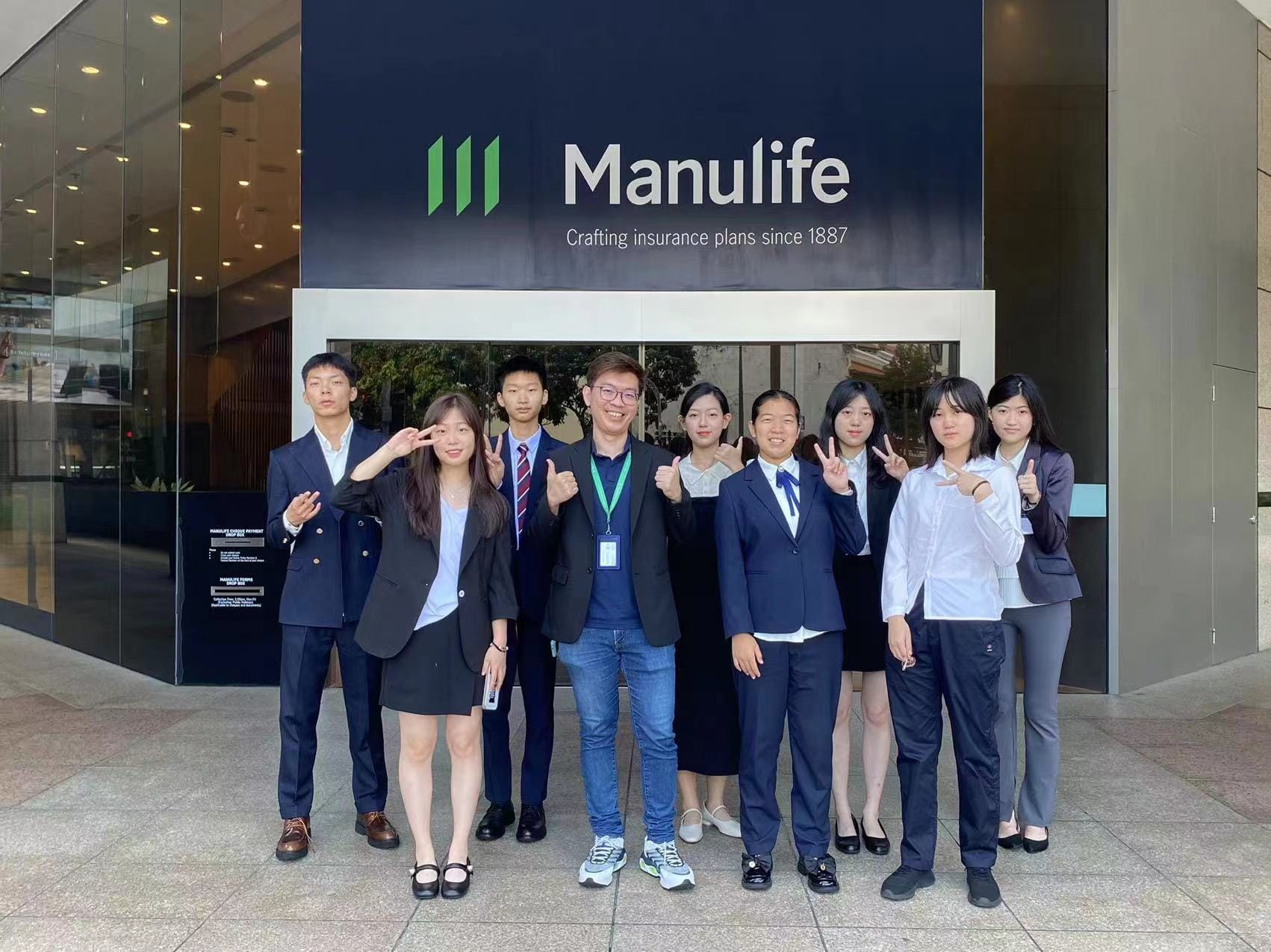 新加坡TOP500强金融名企实训项目 · 真实项目现场 25