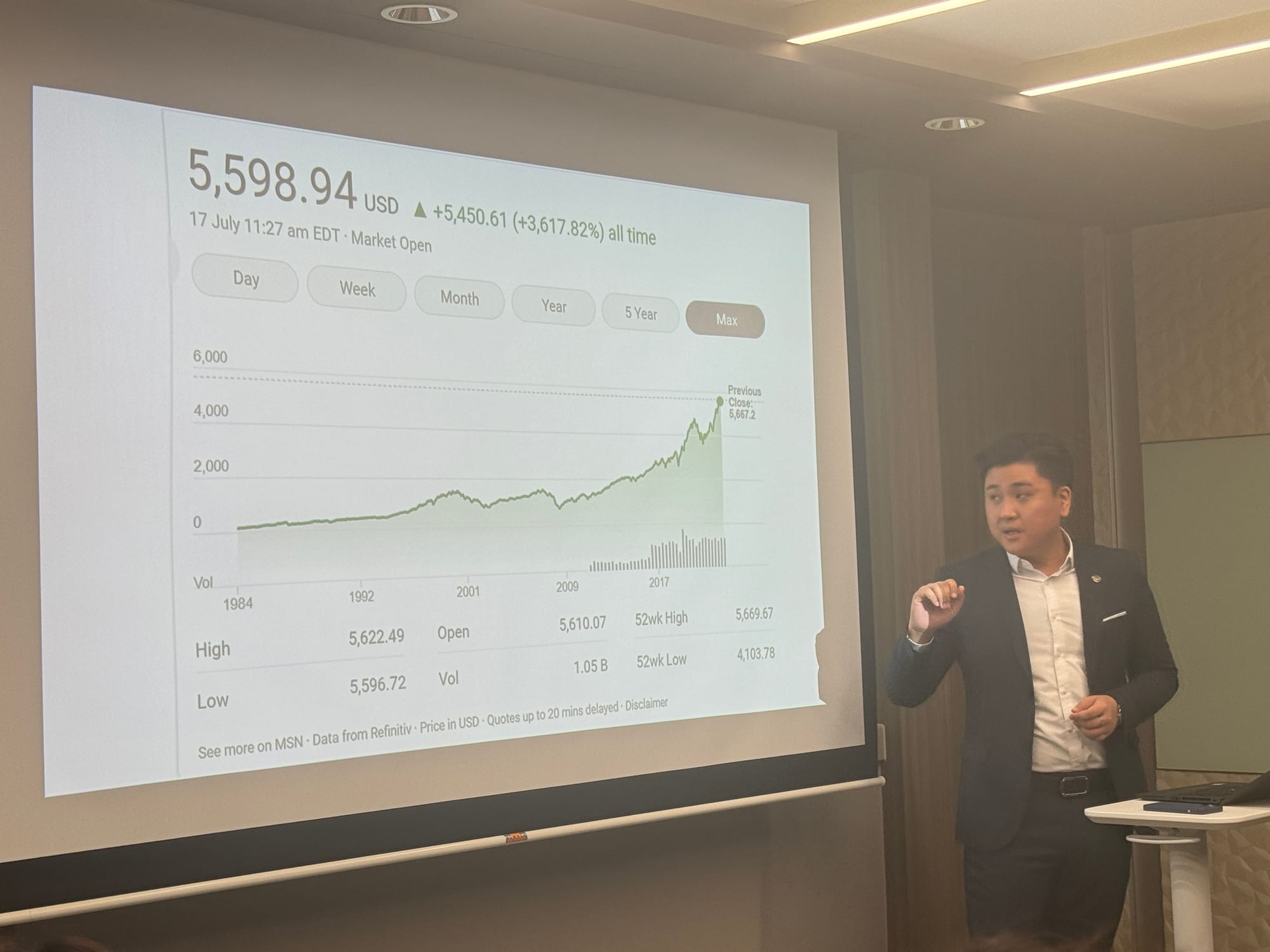 新加坡TOP500强金融名企实训项目 · 真实项目现场 47