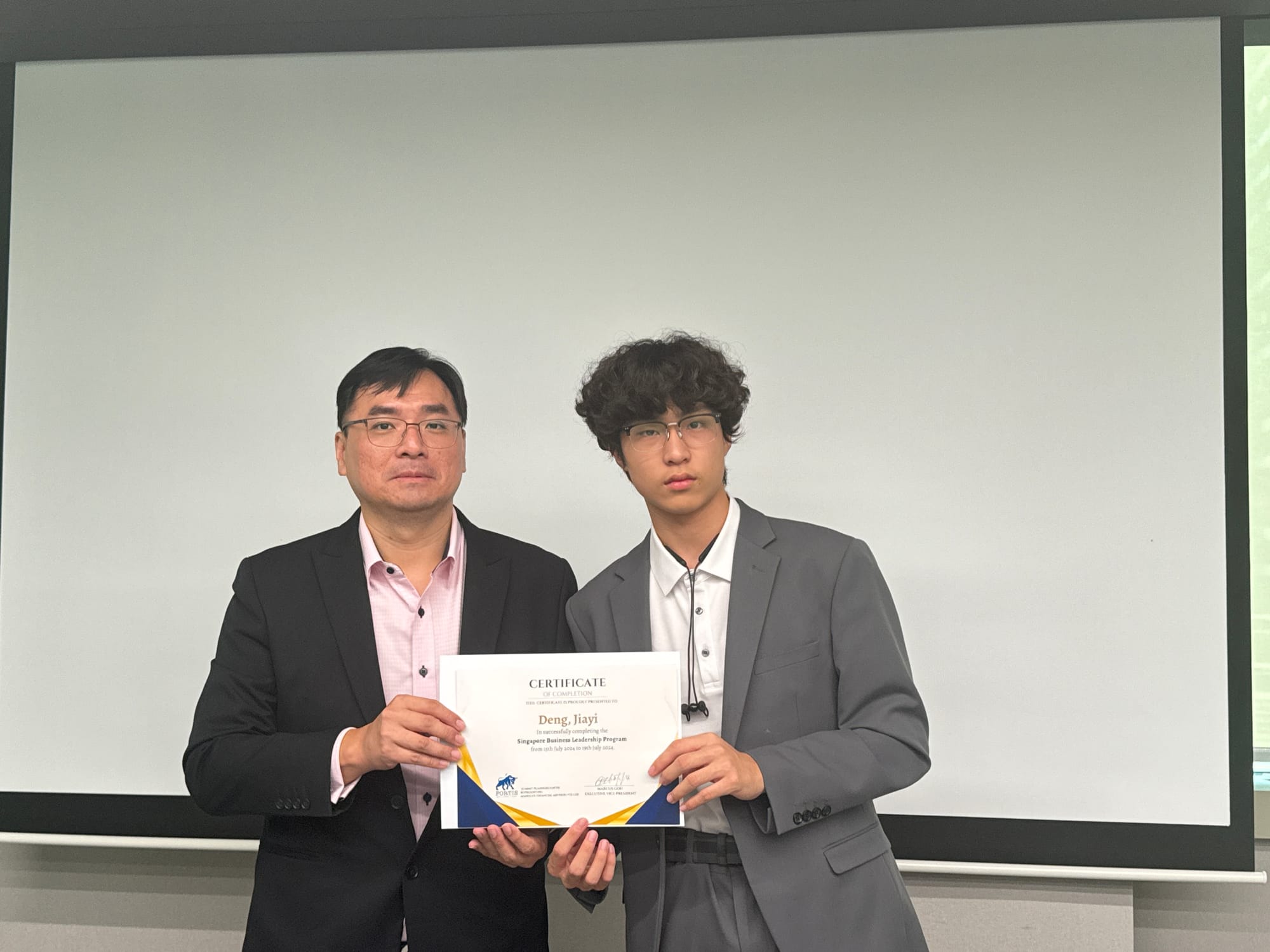 新加坡TOP500强金融名企实训项目 · 真实项目现场 52