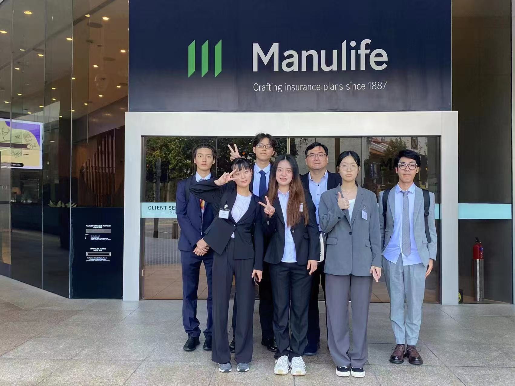 新加坡TOP500强金融名企实训项目 · 真实项目现场 60
