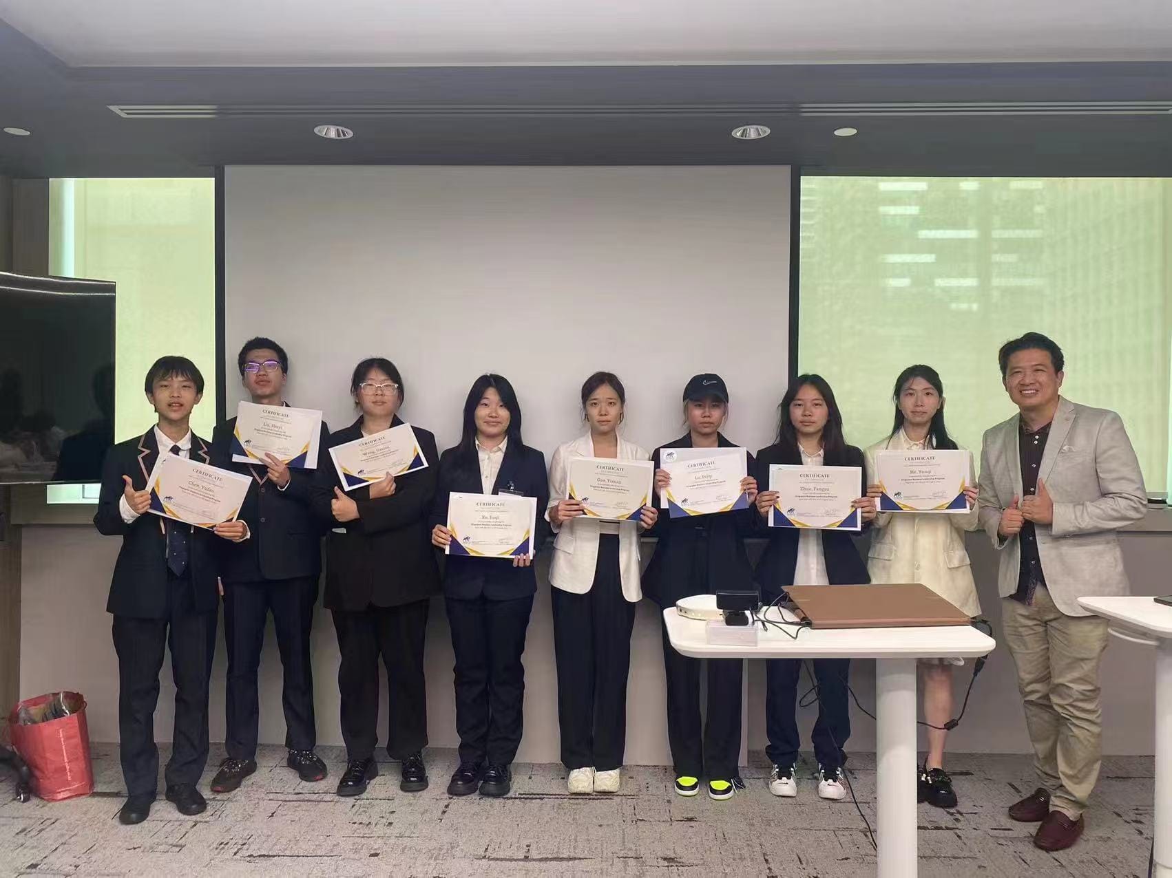 新加坡TOP500强金融名企实训项目 · 真实项目现场 61