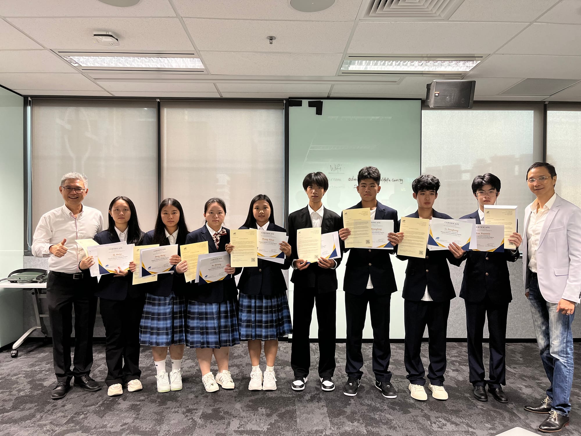新加坡TOP500强金融名企实训项目 · 真实项目现场 68