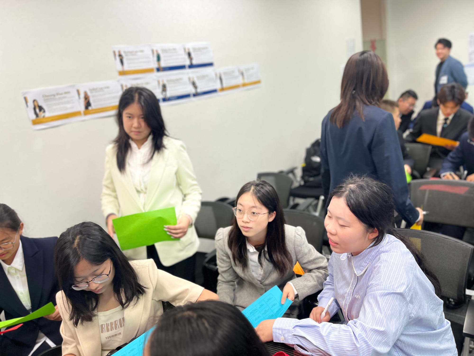新加坡TOP500强金融名企实训项目 · 真实项目现场 77