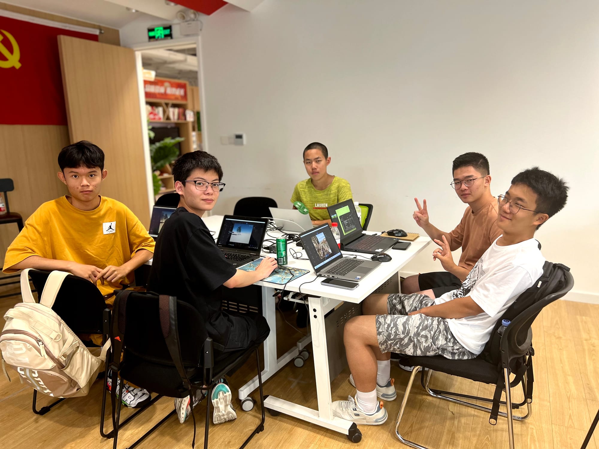 上海ZeroTC-英伟达生态人工智能前沿实践项目 · 真实项目现场 11