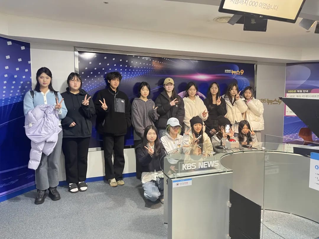 韩国K-pop文化与数字多媒体传媒实训项目 · 真实项目现场 14