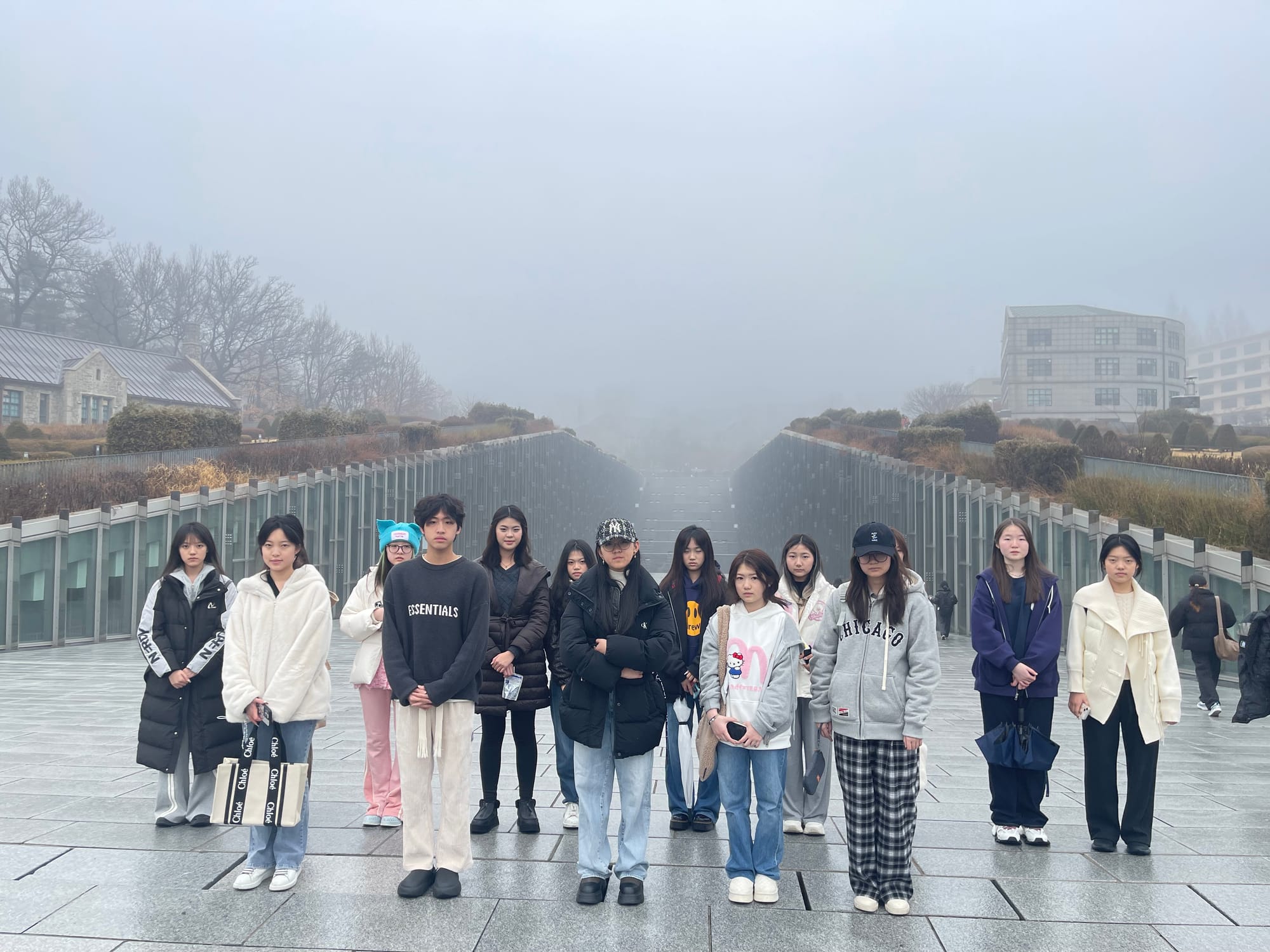 韩国K-pop文化与数字多媒体传媒实训项目 · 真实项目现场 35