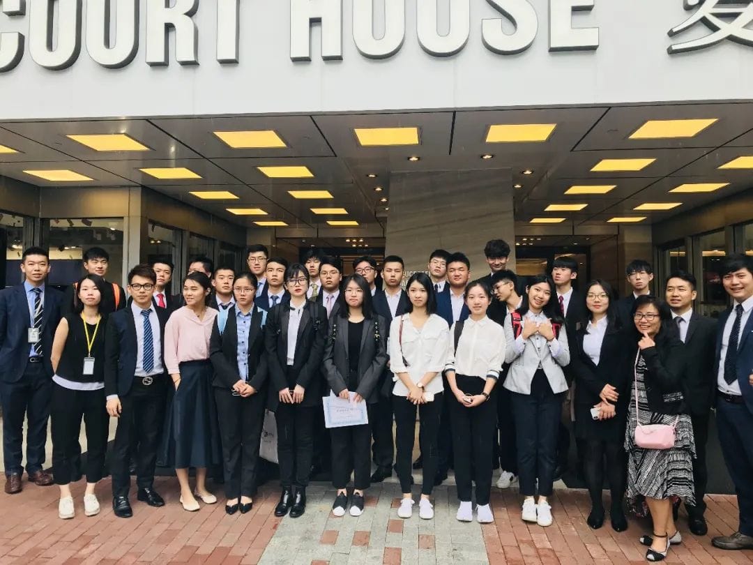 香港TOP500强金融实训项目 · 真实项目现场 21