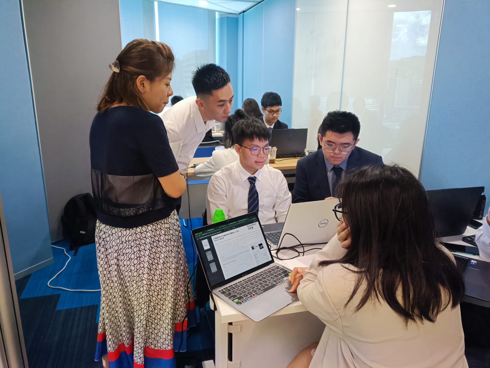 香港TOP500强金融实训项目 · 真实项目现场 63