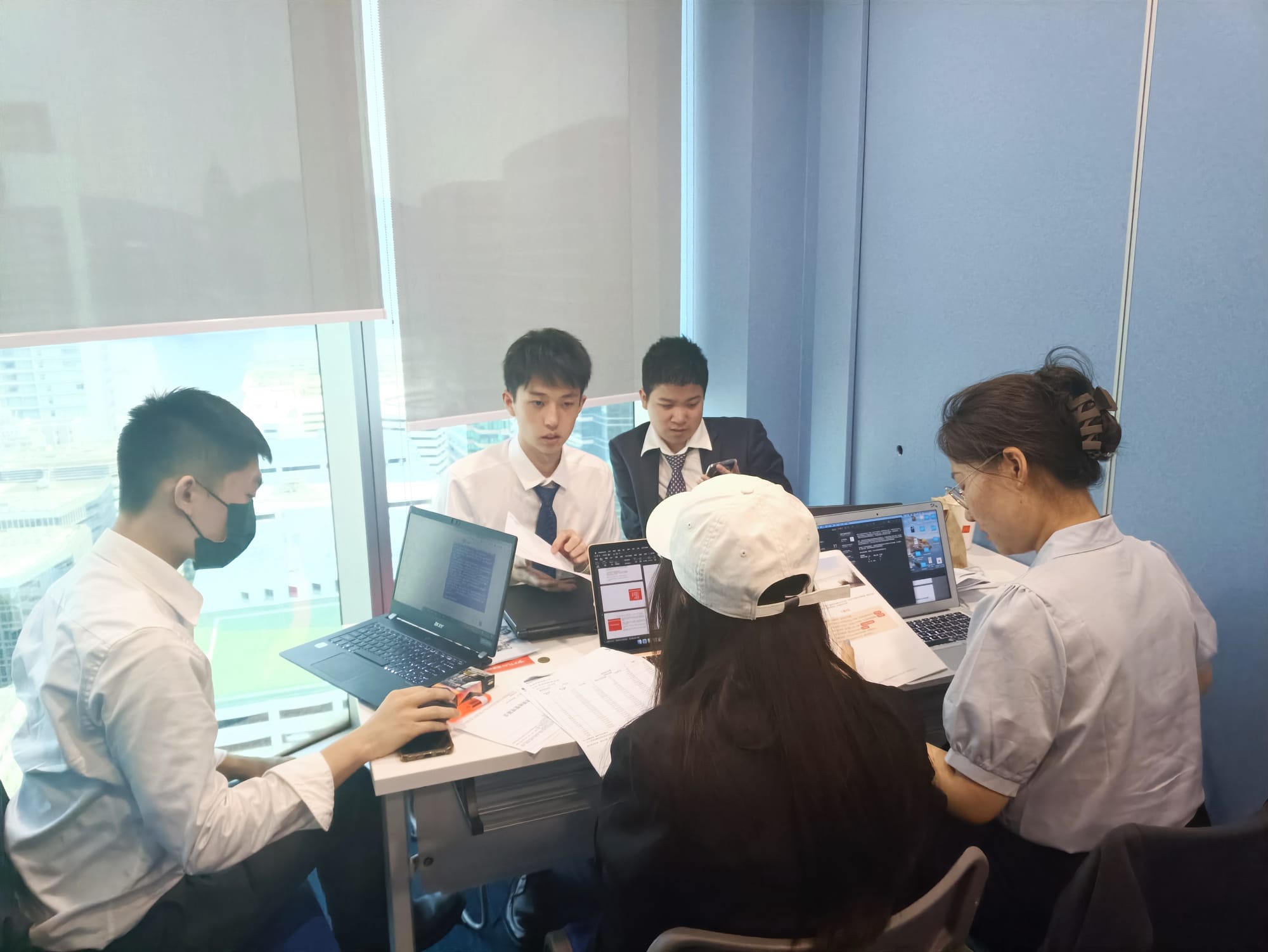 香港TOP500强金融实训项目 · 真实项目现场 64