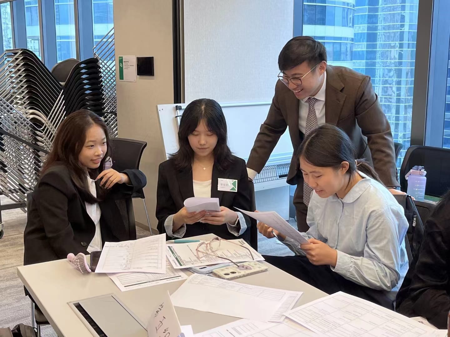 香港TOP500强金融实训项目 · 真实项目现场 70